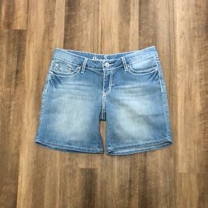Papaya Bermuda jean shorts Jorts L